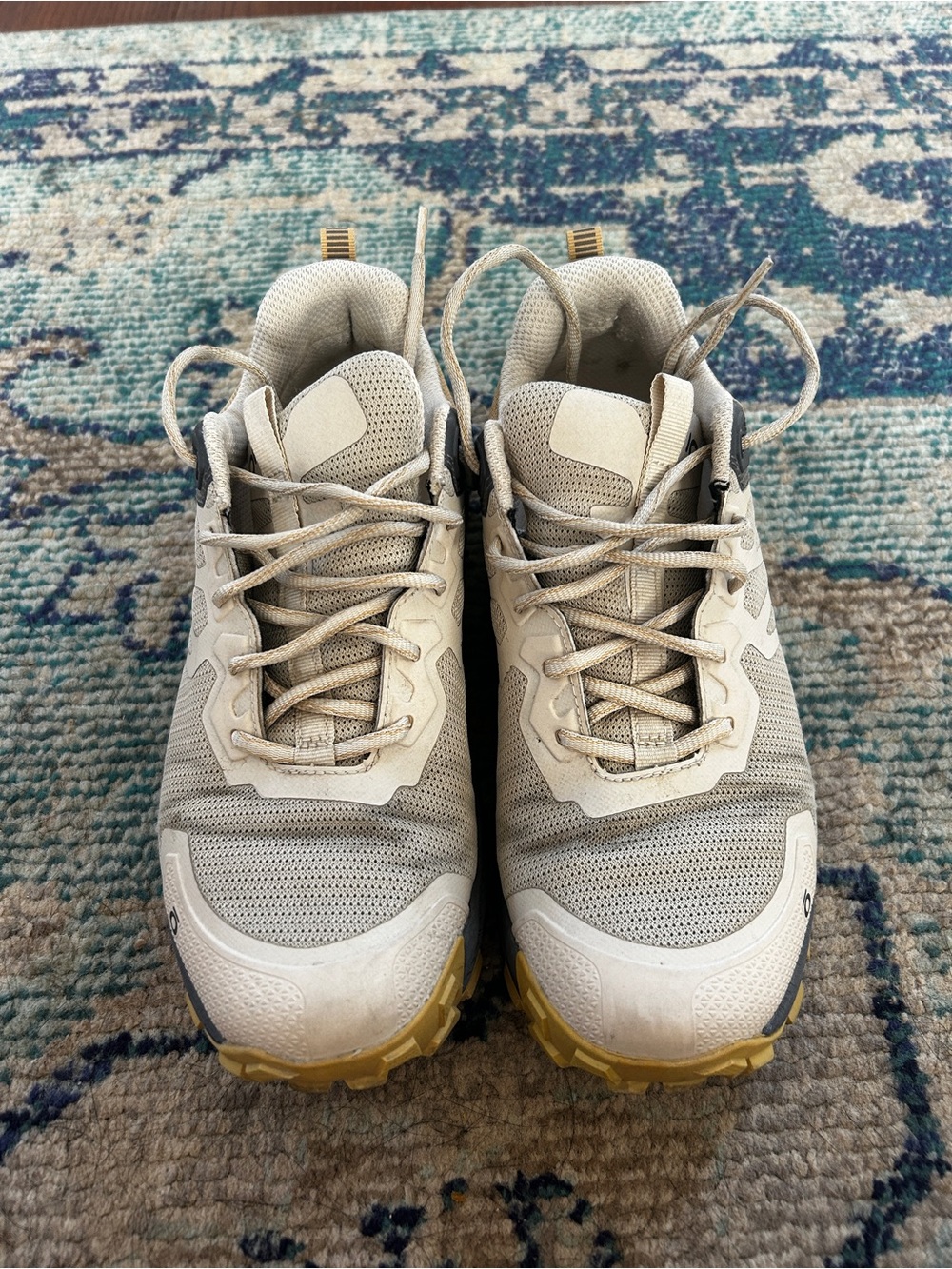 Oboz Men’s Hiking Trail Shoes Size 8.5 Beige Black Gold Outdoor Sneakers
